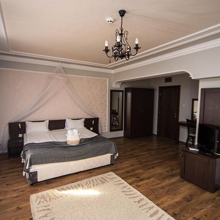Отель Bulgari Melnik Экстерьер фото