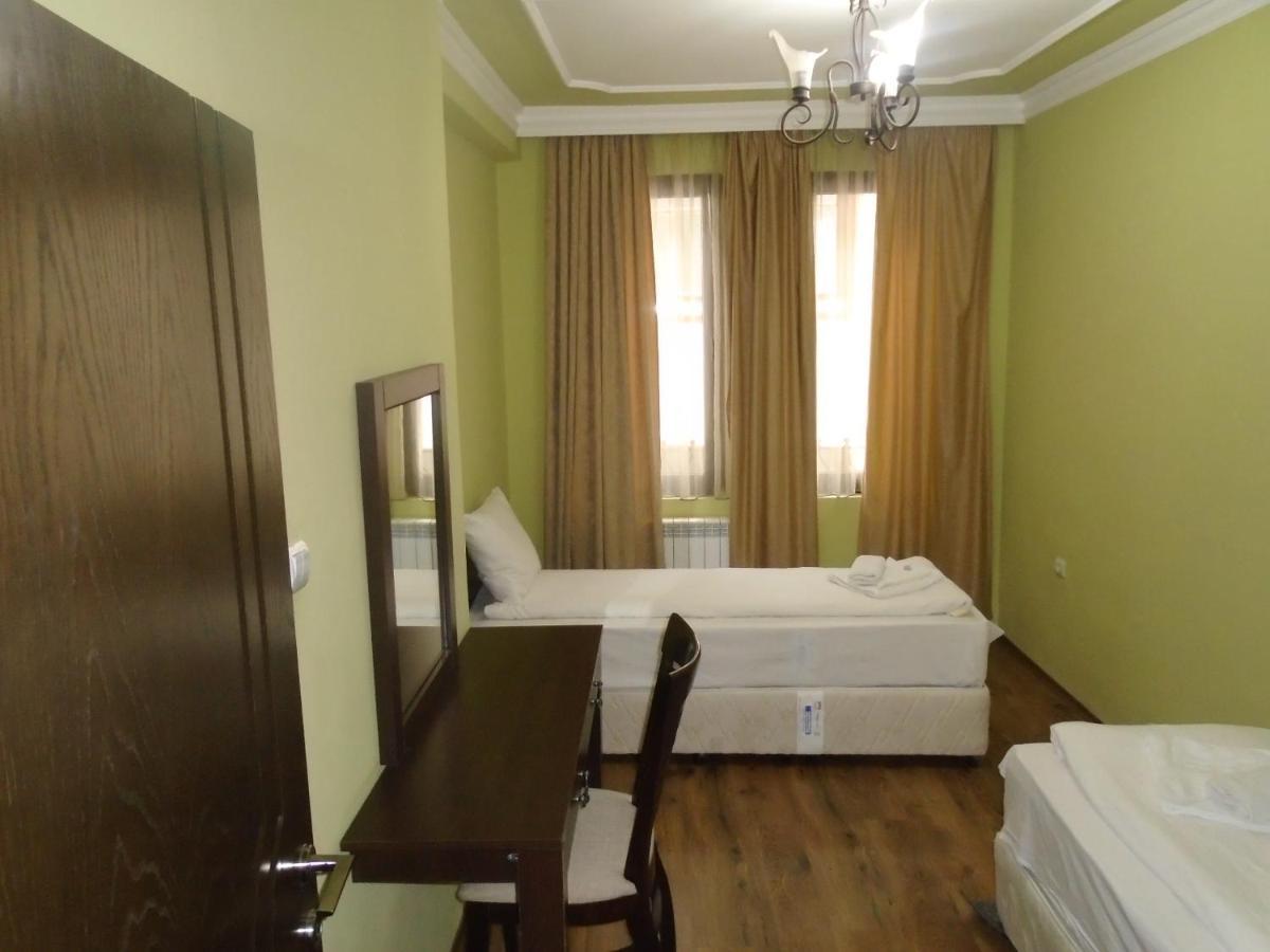 Отель Bulgari Melnik Экстерьер фото