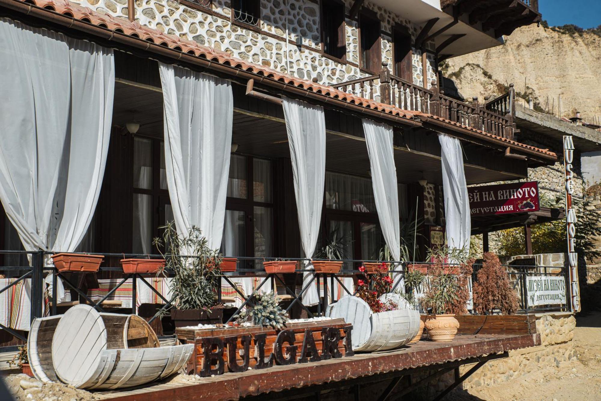 Отель Bulgari Melnik Экстерьер фото