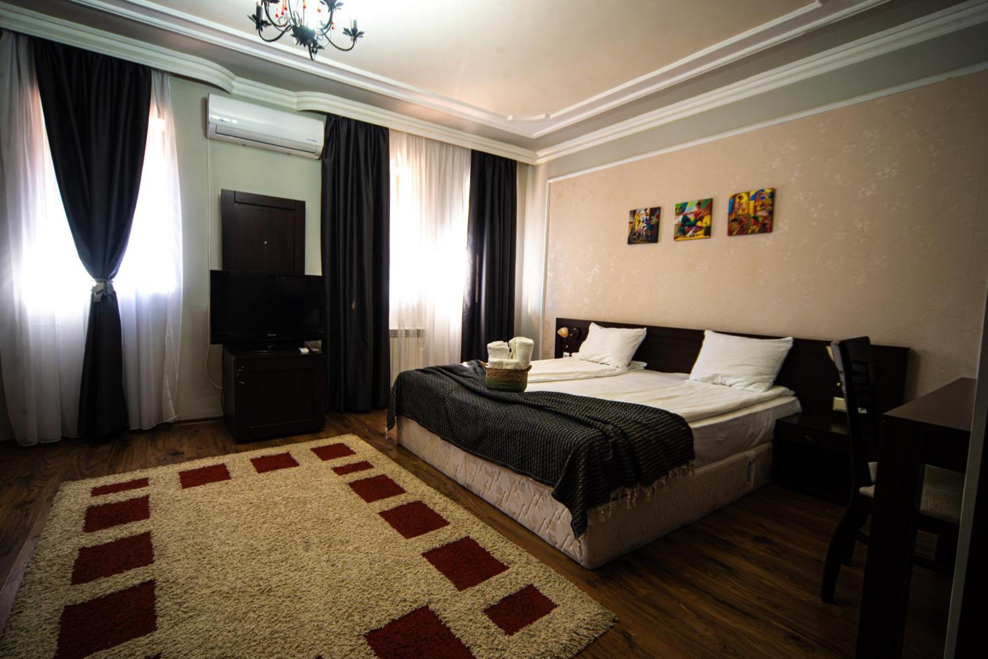 Отель Bulgari Melnik Экстерьер фото